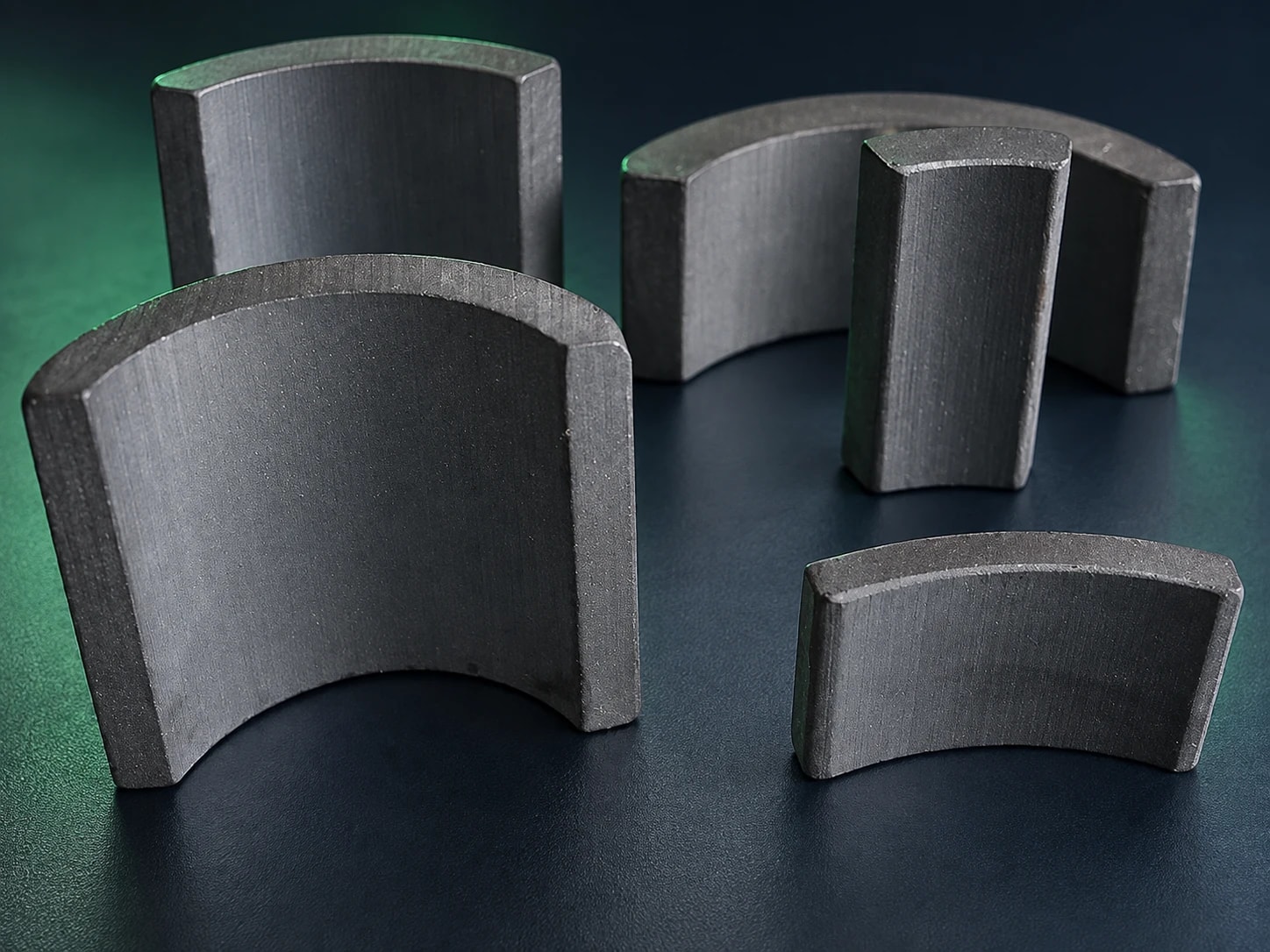 Motor magnet segments